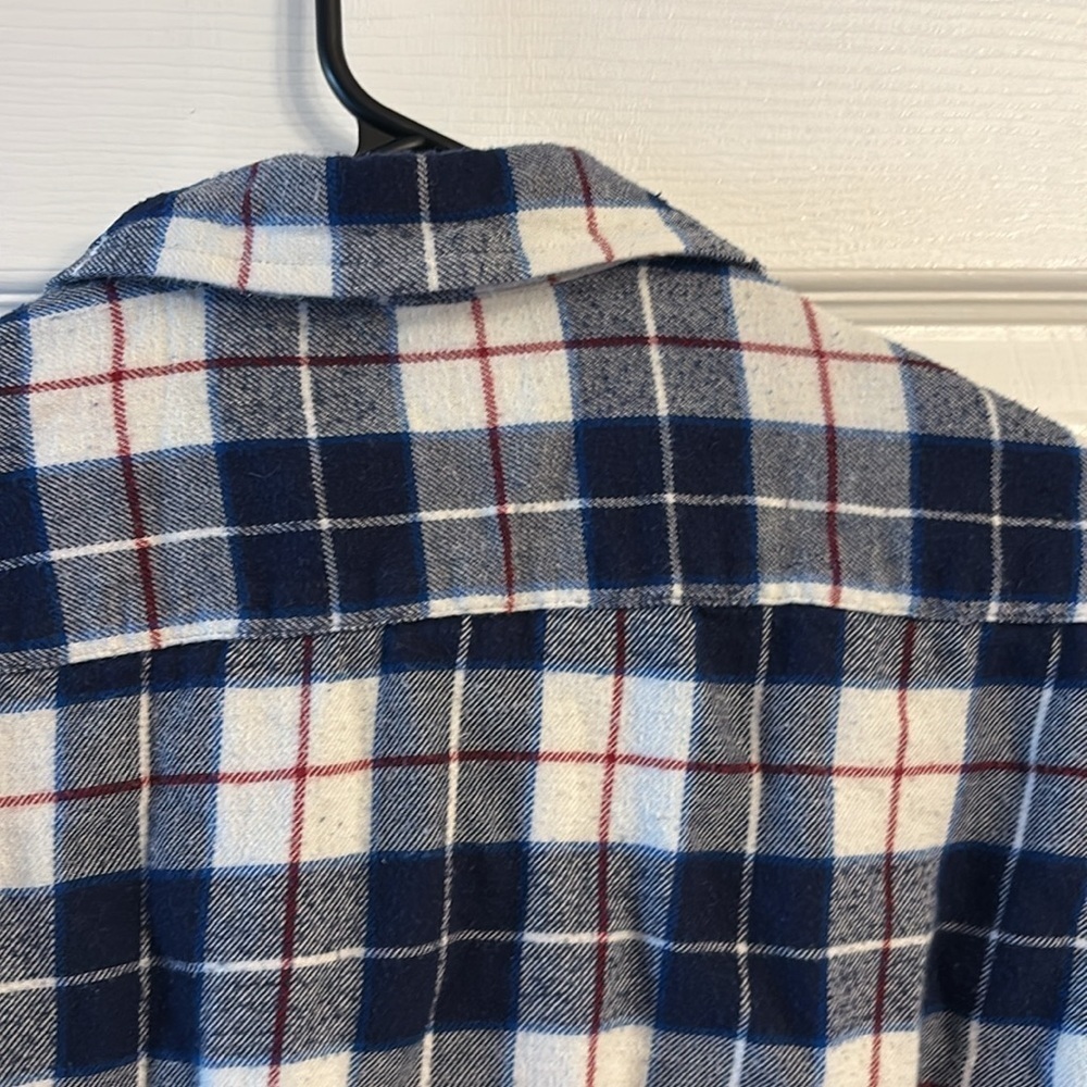 Flannel - Picture 6 of 7